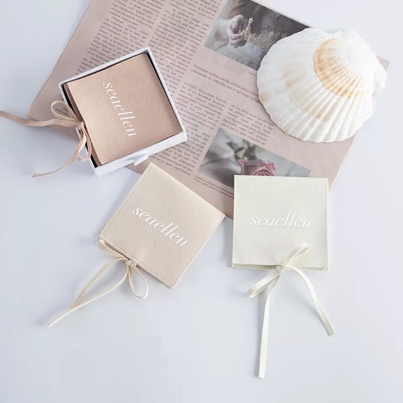 ⭐️ Authentic Dior Pendant Pearl Choker Necklace 💫 - Picture 8 of 10